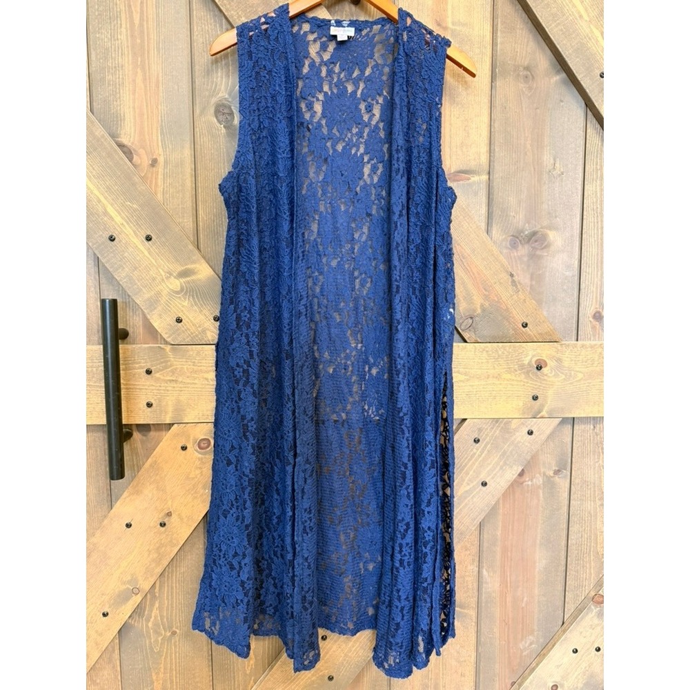 LuLaRoe Joy Vest Women Medium Blue Good Floral Lace Sleeveless Open Front Duster